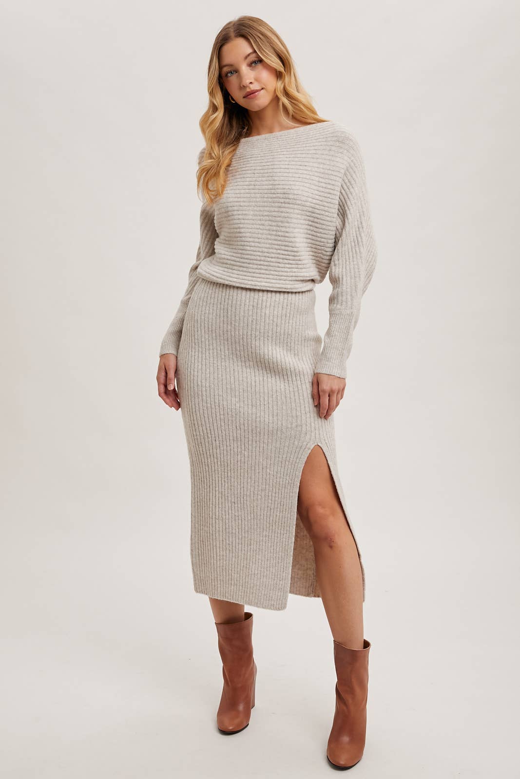side split knit dress Black Ribbed Knit Sweater Dress, Oversized Turtleneck Tunic With Slits