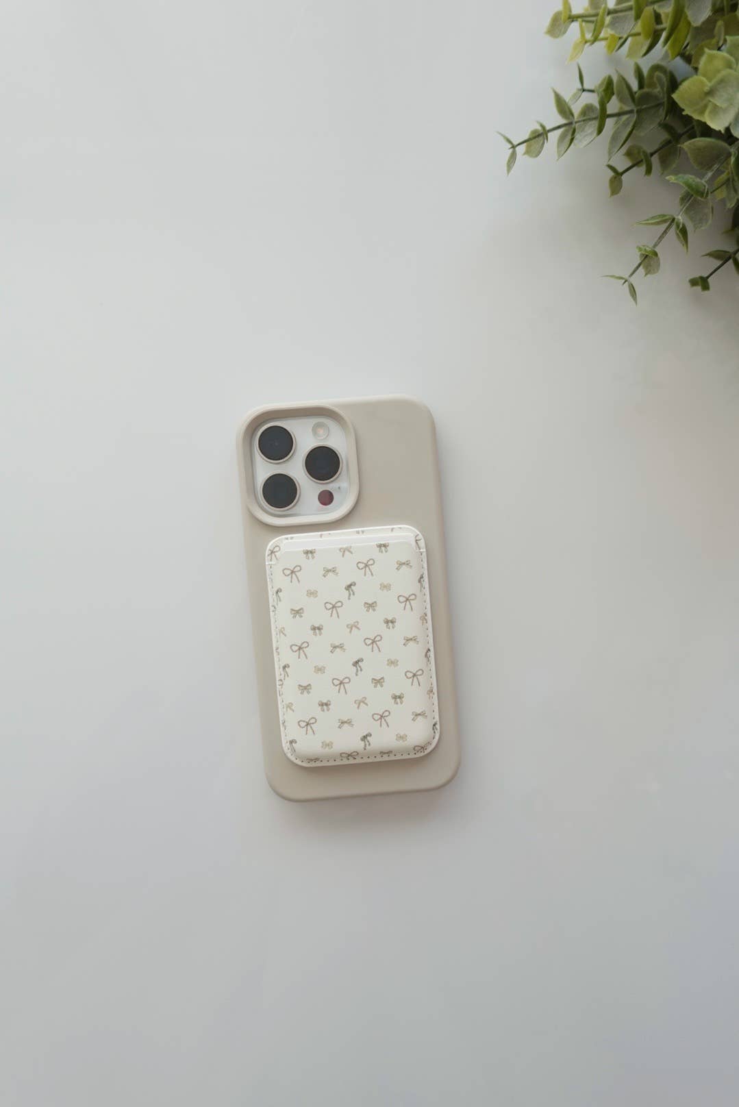 Magnet Phone Wallet