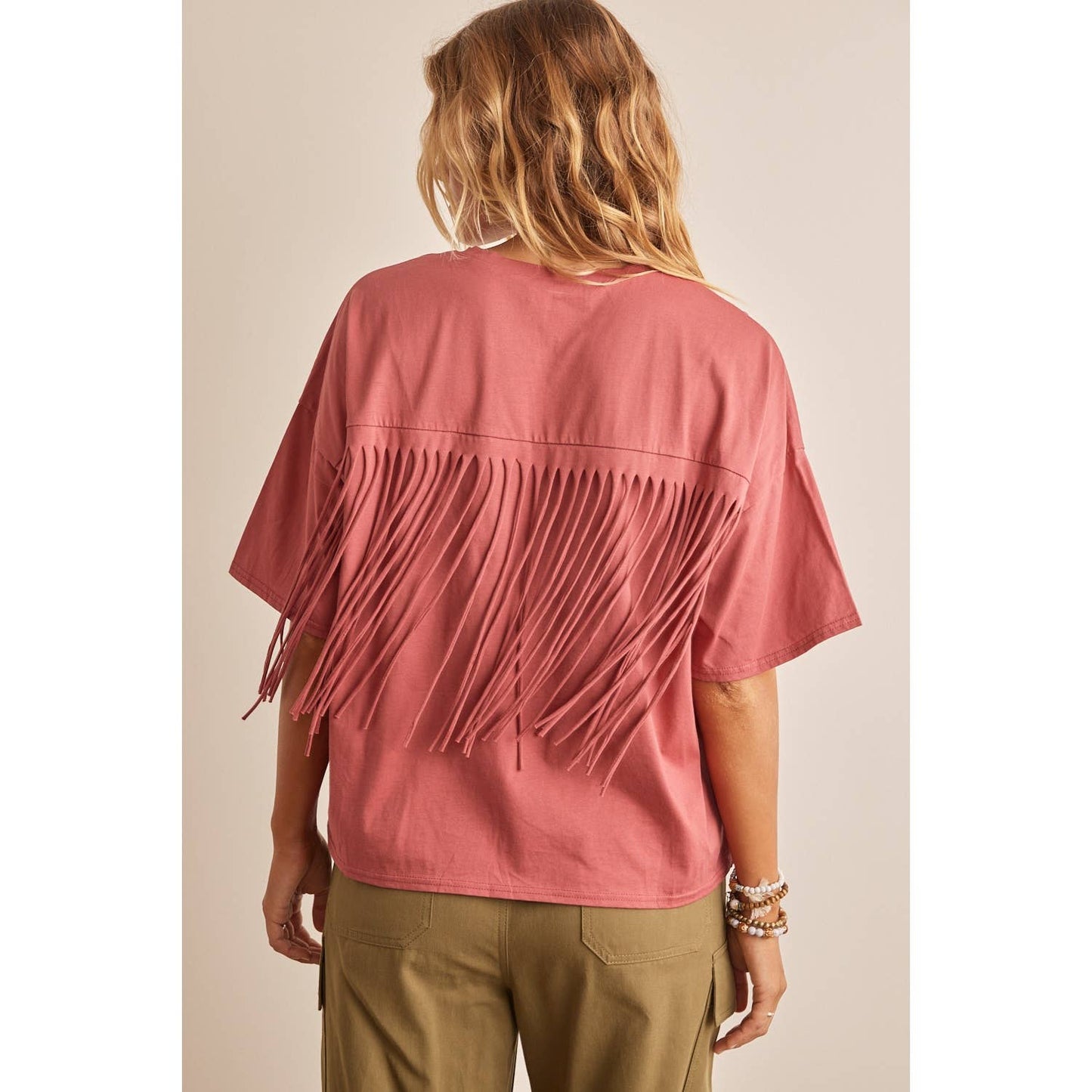 BACK FRINGED T-SHIRT