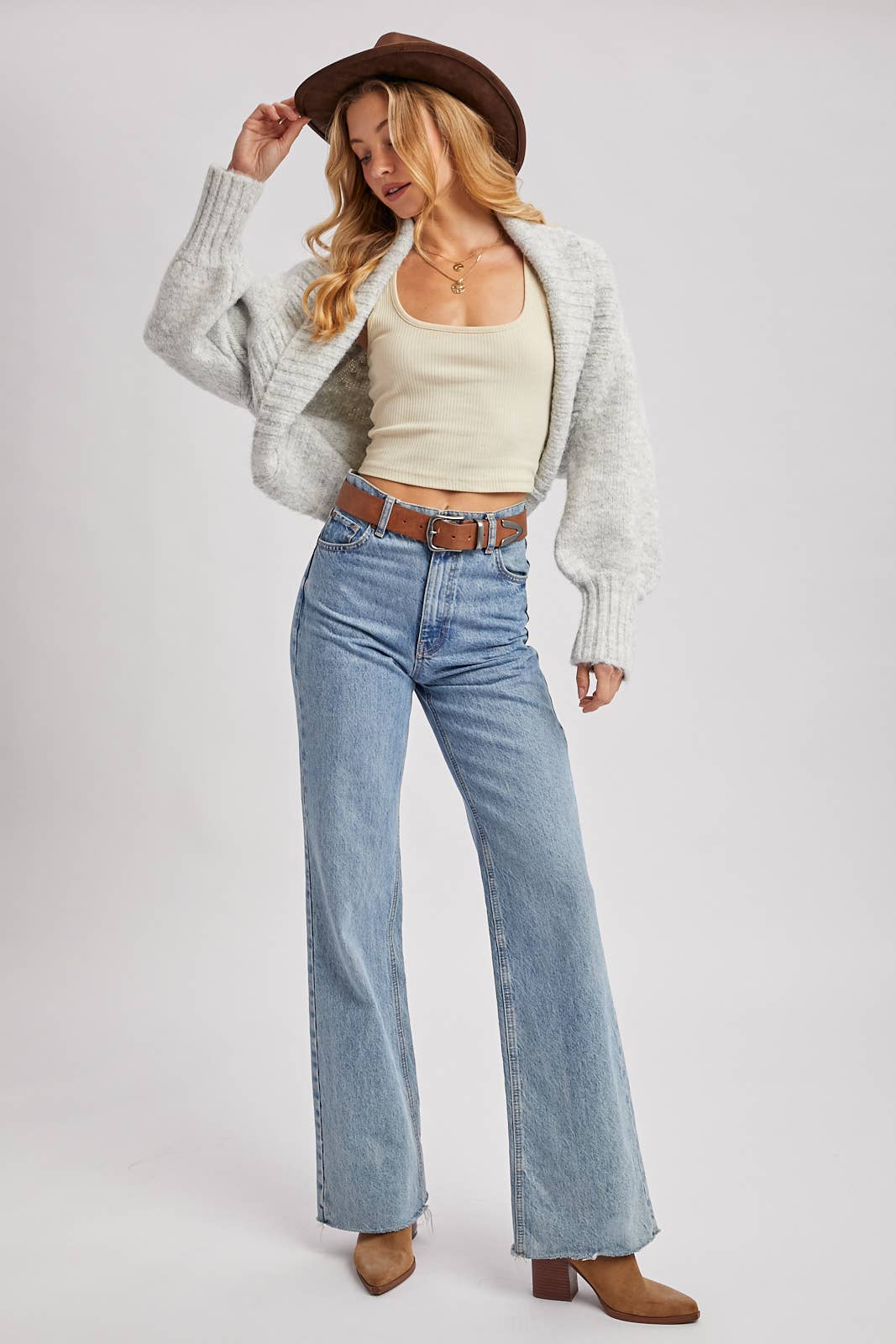CROPPED KNIT SHRUG